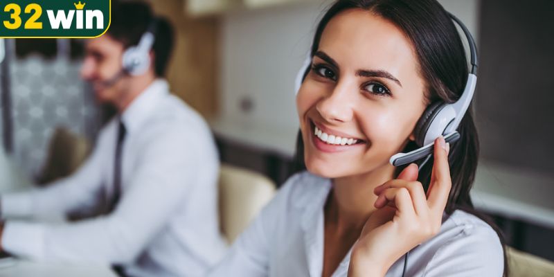 Tổng đài liên hệ 32Win phản hồi và hỗ trợ nhanh chóng cho người chơi